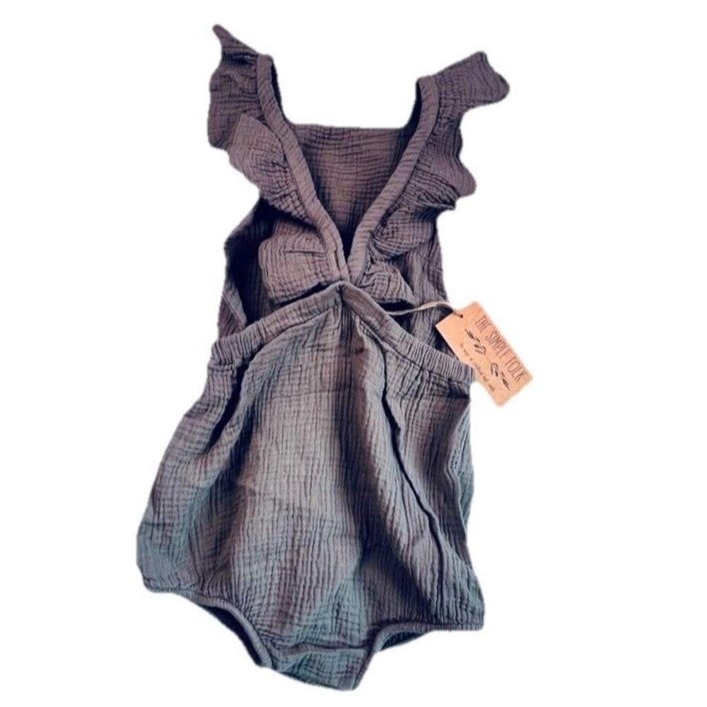 NWT The Simple Folk The Ruffle Romper Girl’s 6/7 Lead Gray 100% Cotton Muslin